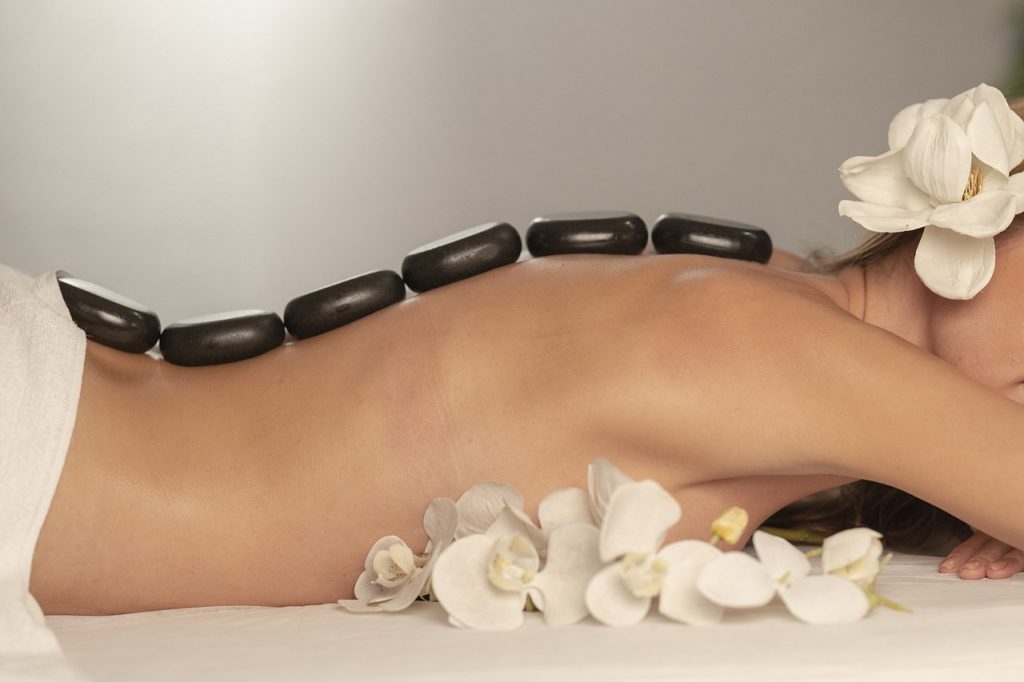 massage, spa, stones-5578598.jpg